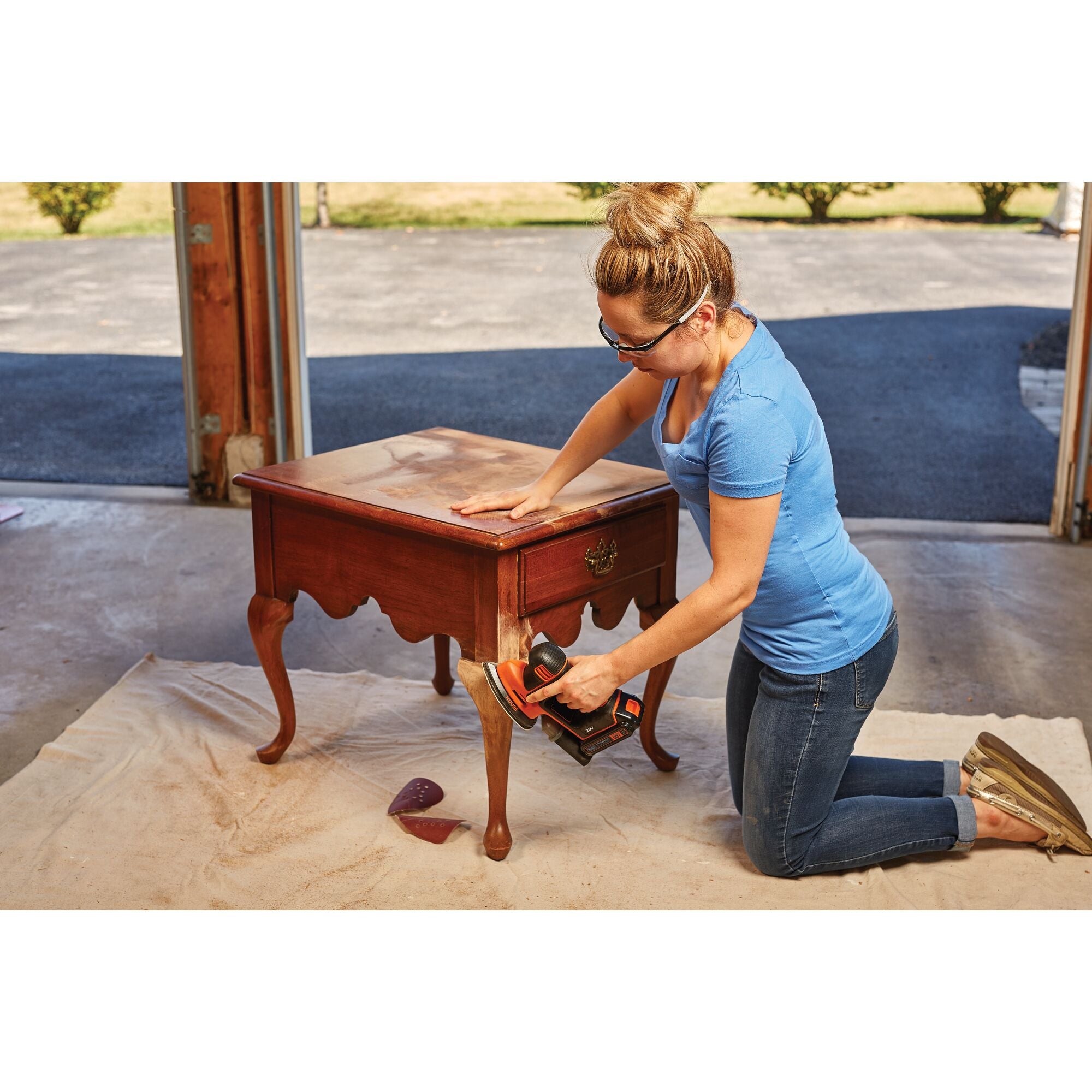 20V MAX* MOUSE™ Cordless Sander. Battery and Charger Not Included - Image 2